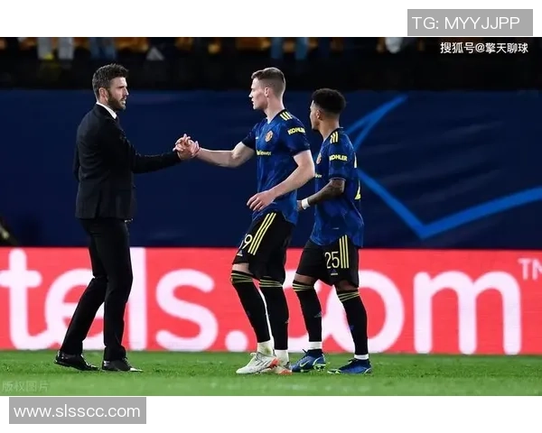 皇家马德里与巴黎圣日耳曼激战正酣比分悬念不断引发球迷热议