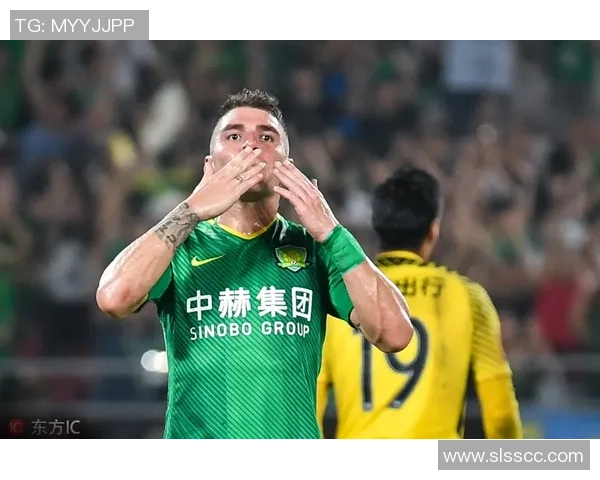 安致马哈奇与奥伦堡加索维克的精彩对决引发球迷热议