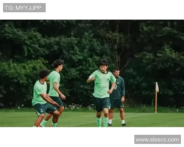 我国球员姜景祺首发助狼堡U17俯首晋级A级联赛